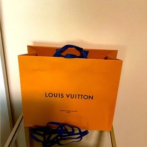 COPY - Louis Vuitton Gift Bag 🌸